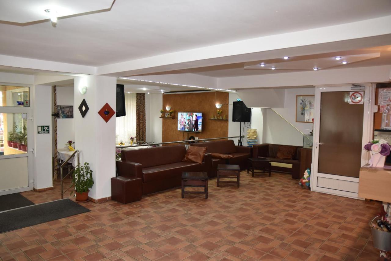 Pensiunea Steluta Predeal Buitenkant foto