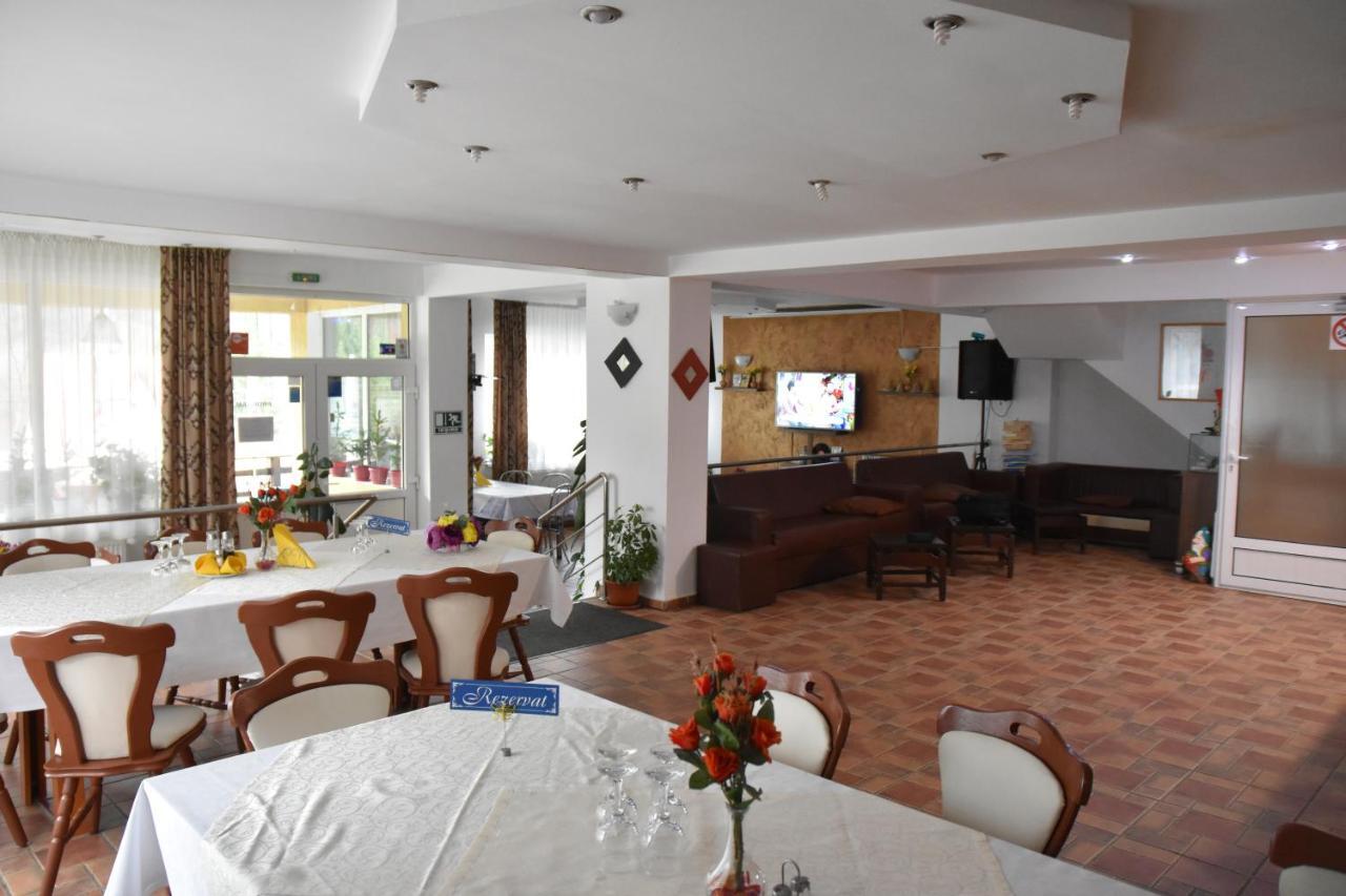 Pensiunea Steluta Predeal Buitenkant foto